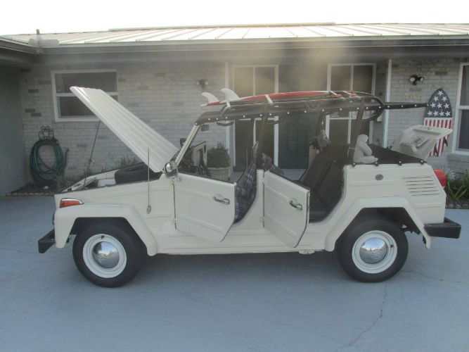 Unknown-Thing-1973-White-8