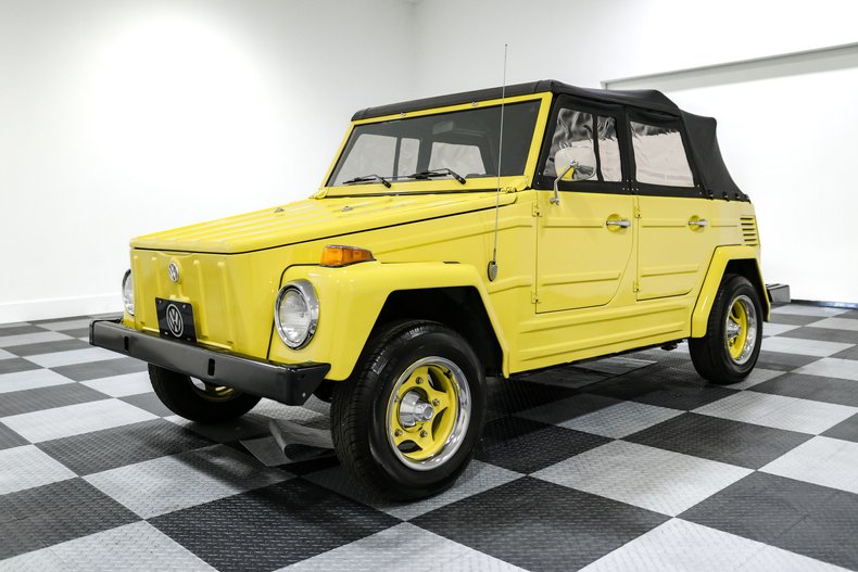 Unknown-Thing-1973-Yellow-Brown-4