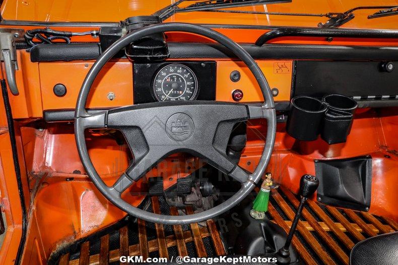 Unknown-Thing-1974-Orange-Black-3