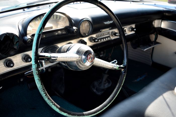 Unknown-Thunderbird-1955-Aqua-17