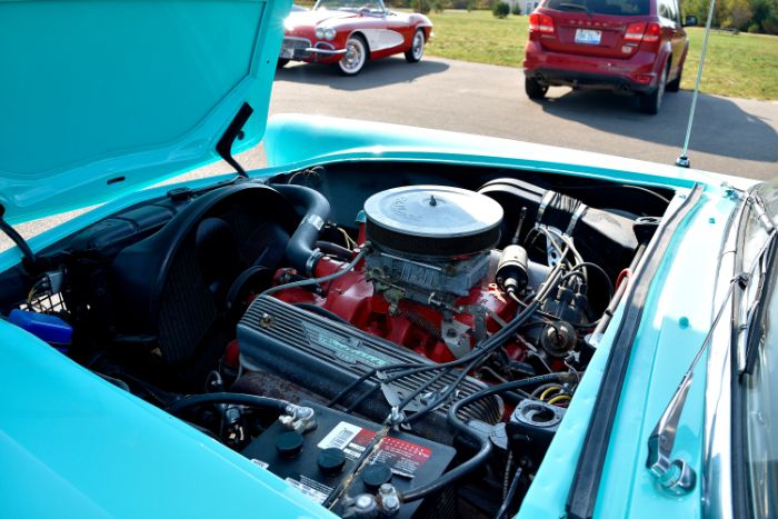Unknown-Thunderbird-1955-Aqua-23
