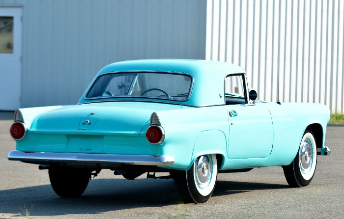Unknown-Thunderbird-1955-Aqua-9