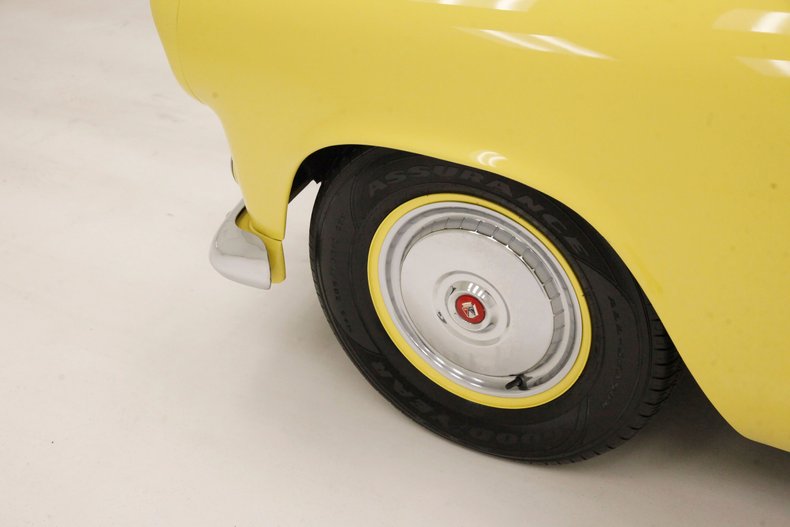 Unknown-Thunderbird-1955-Goldenrod-Yellow-Black-20