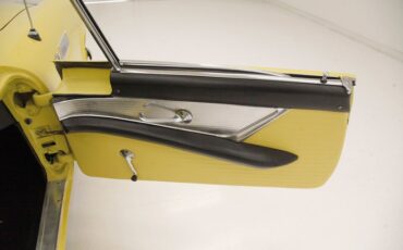 Unknown-Thunderbird-1955-Goldenrod-Yellow-Black-24