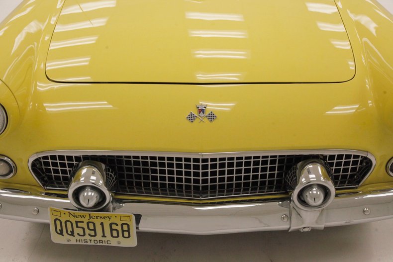 Unknown-Thunderbird-1955-Goldenrod-Yellow-Black-47