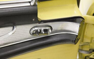 Unknown-Thunderbird-1955-Goldenrod-Yellow-Black-6