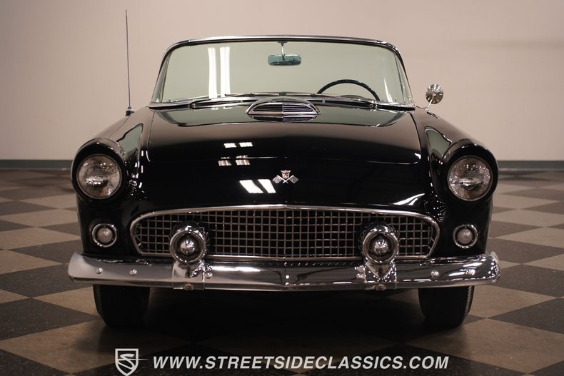 Unknown-Thunderbird-1955-Raven-Black-White-3
