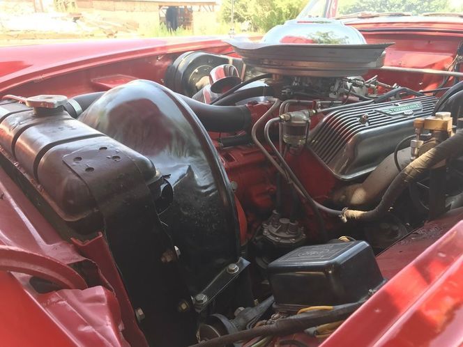 Unknown-Thunderbird-1955-Red-4