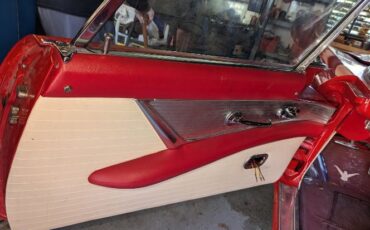Unknown-Thunderbird-1955-RedBlack-Cloth-Top-RedWhite-13