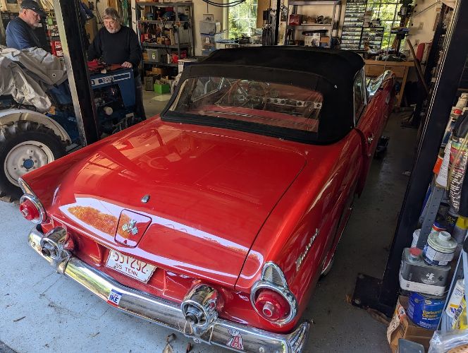 Unknown-Thunderbird-1955-RedBlack-Cloth-Top-RedWhite-2