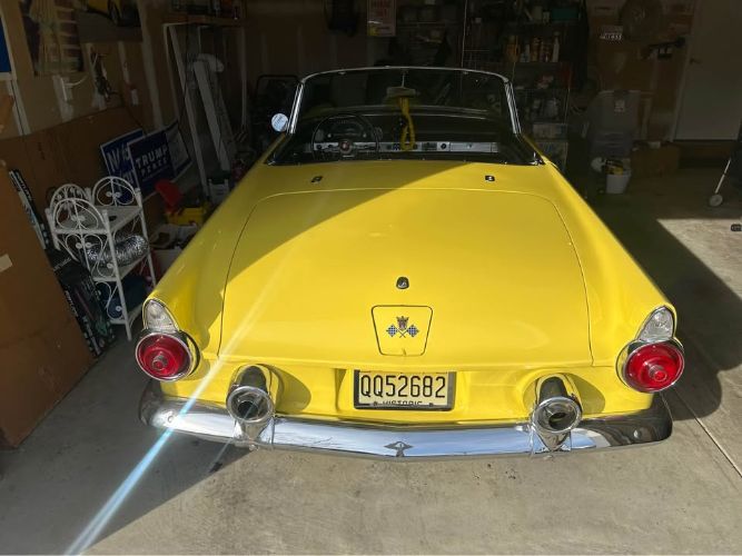 Unknown-Thunderbird-1955-Yellow-Black-17