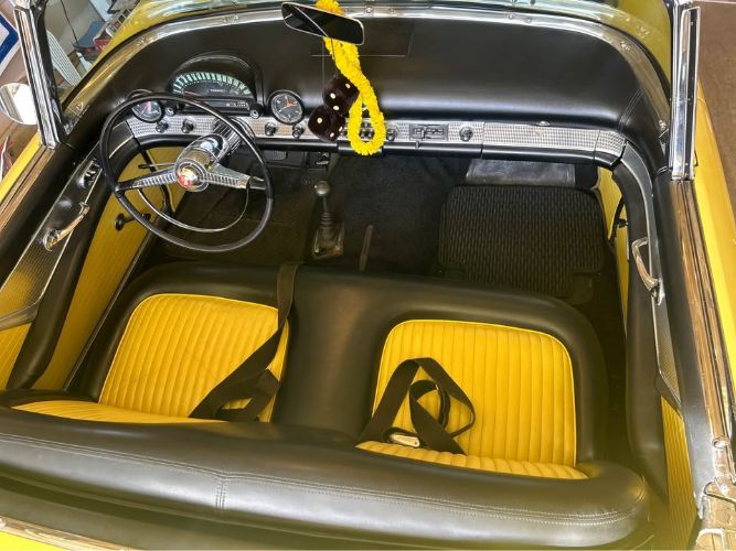 Unknown-Thunderbird-1955-Yellow-Black-4