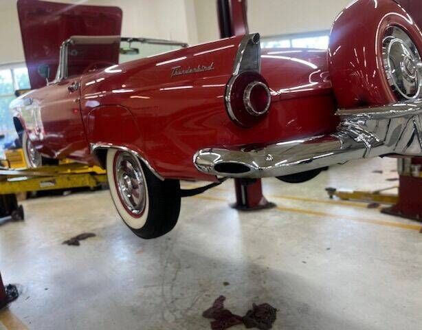 Unknown-Thunderbird-1956-Fiesta-RedColonial-Red