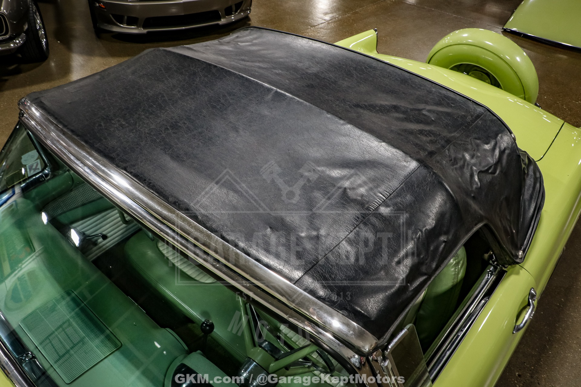 Unknown-Thunderbird-1956-Green-Green-32
