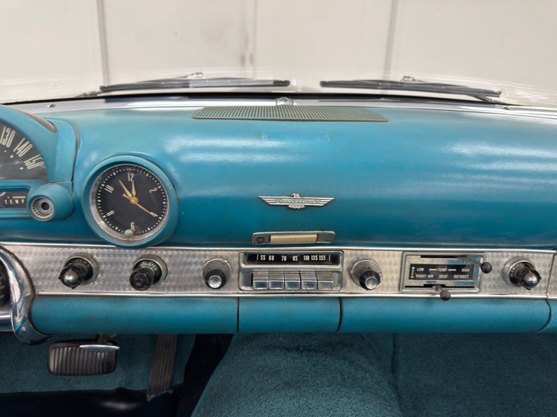 Unknown-Thunderbird-1956-Raven-Black-Peacock-Blue-14