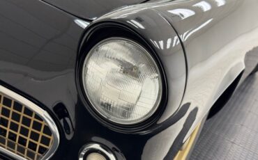 Unknown-Thunderbird-1956-Raven-Black-Peacock-Blue-15