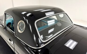Unknown-Thunderbird-1956-Raven-Black-Peacock-Blue-18