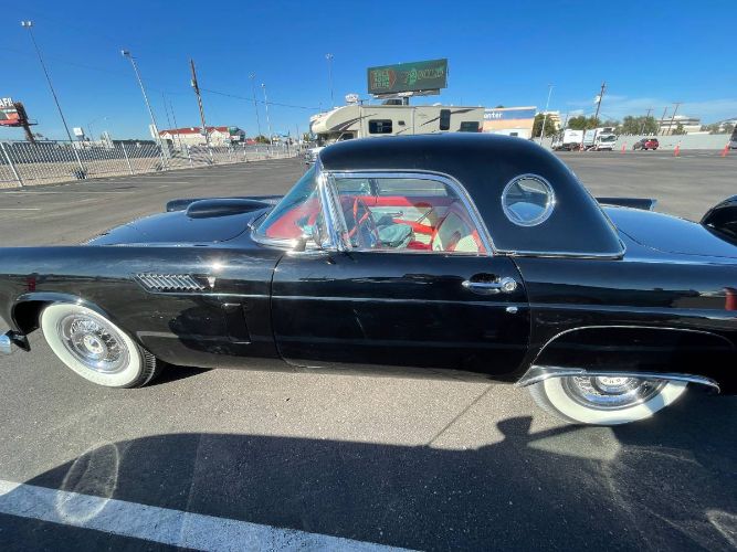 Unknown-Thunderbird-1956-Raven-Black-RedWhite-20