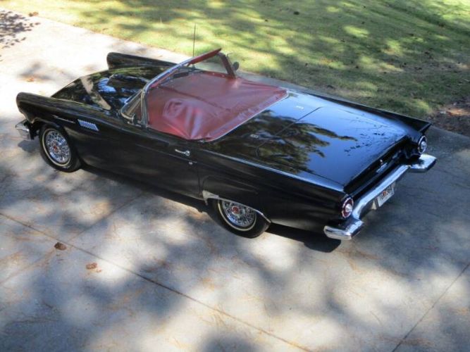 Unknown-Thunderbird-1957-Black-Red-10