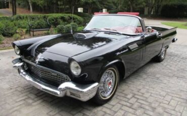 Unknown-Thunderbird-1957-Black-Red-12
