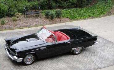 Unknown-Thunderbird-1957-Black-Red-9