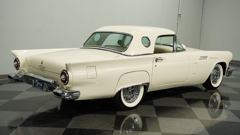 Unknown-Thunderbird-1957-Colonial-White-Colonial-White-11