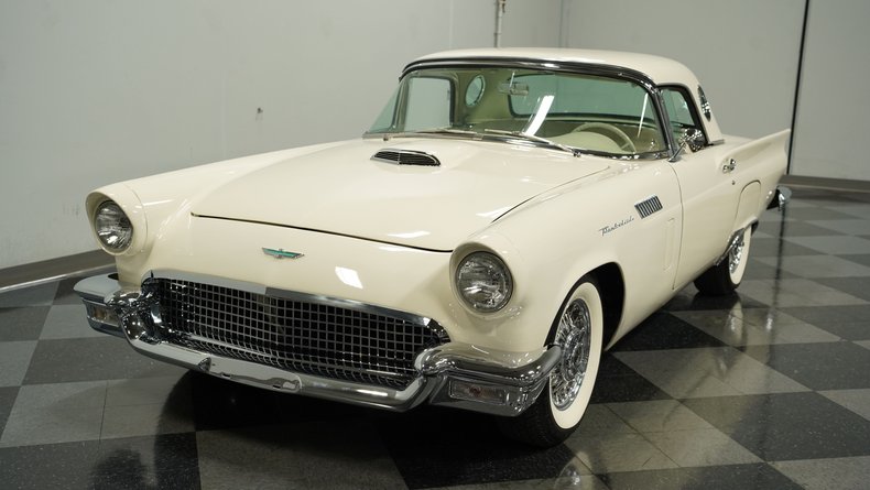 Unknown-Thunderbird-1957-Colonial-White-Colonial-White-16
