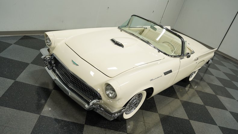 Unknown-Thunderbird-1957-Colonial-White-Colonial-White-17