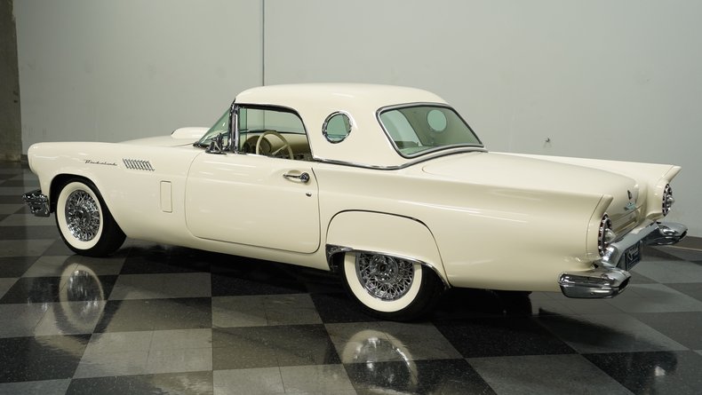 Unknown-Thunderbird-1957-Colonial-White-Colonial-White-7