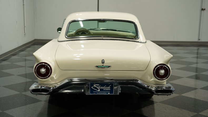 Unknown-Thunderbird-1957-Colonial-White-Colonial-White-9