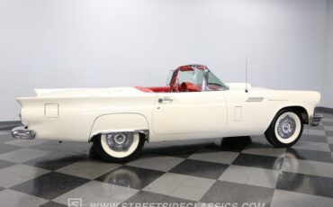 Unknown-Thunderbird-1957-Colonial-White-Flame-Red-15