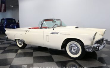 Unknown-Thunderbird-1957-Colonial-White-Flame-Red-17