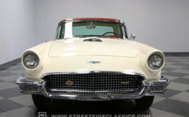 Unknown-Thunderbird-1957-Colonial-White-Flame-Red-18