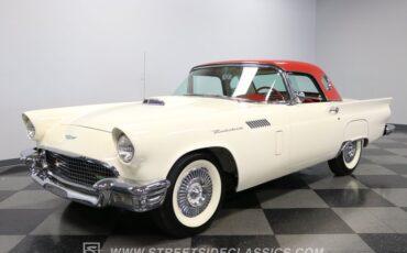 Unknown-Thunderbird-1957-Colonial-White-Flame-Red-2