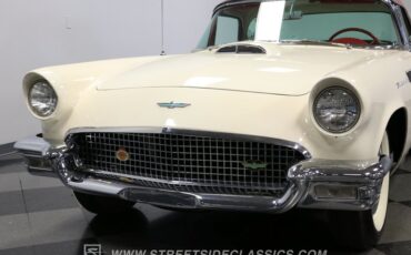 Unknown-Thunderbird-1957-Colonial-White-Flame-Red-21