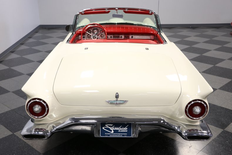 Unknown-Thunderbird-1957-Colonial-White-Flame-Red-27