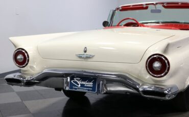 Unknown-Thunderbird-1957-Colonial-White-Flame-Red-29