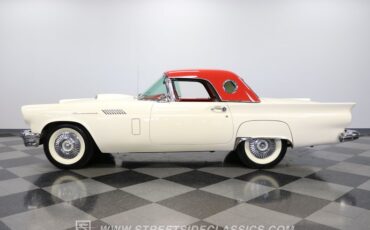 Unknown-Thunderbird-1957-Colonial-White-Flame-Red