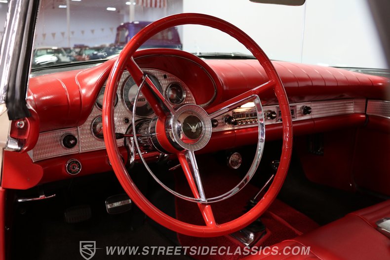 Unknown-Thunderbird-1957-Colonial-White-Flame-Red-43