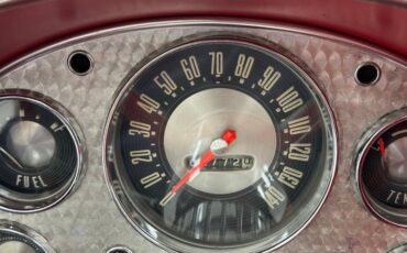 Unknown-Thunderbird-1957-Colonial-White-Red-10