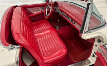 Unknown-Thunderbird-1957-Colonial-White-Red-47