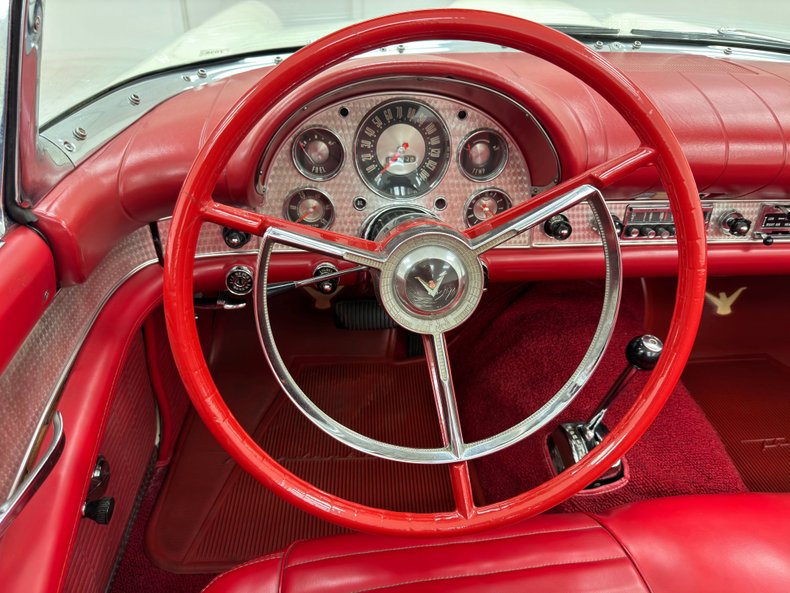 Unknown-Thunderbird-1957-Colonial-White-Red-48