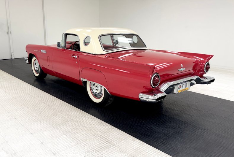 Unknown-Thunderbird-1957-Flame-Red-Flame-Red-16