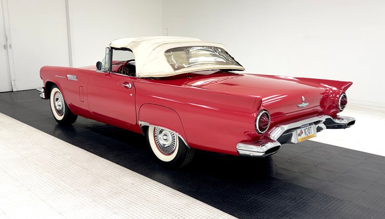 Unknown-Thunderbird-1957-Flame-Red-Flame-Red-17