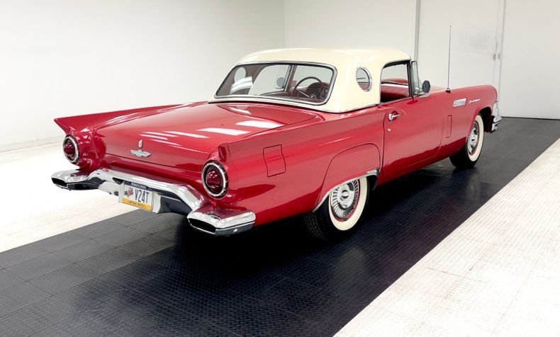 Unknown-Thunderbird-1957-Flame-Red-Flame-Red-20