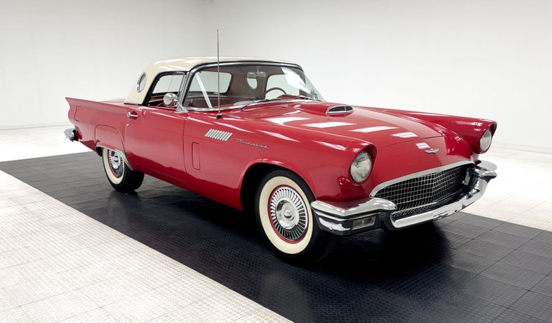 Unknown-Thunderbird-1957-Flame-Red-Flame-Red-22