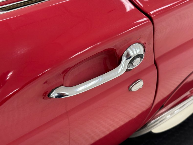 Unknown-Thunderbird-1957-Flame-Red-Flame-Red-33
