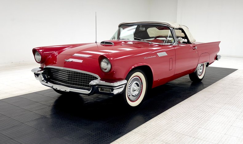 Unknown-Thunderbird-1957-Flame-Red-Flame-Red