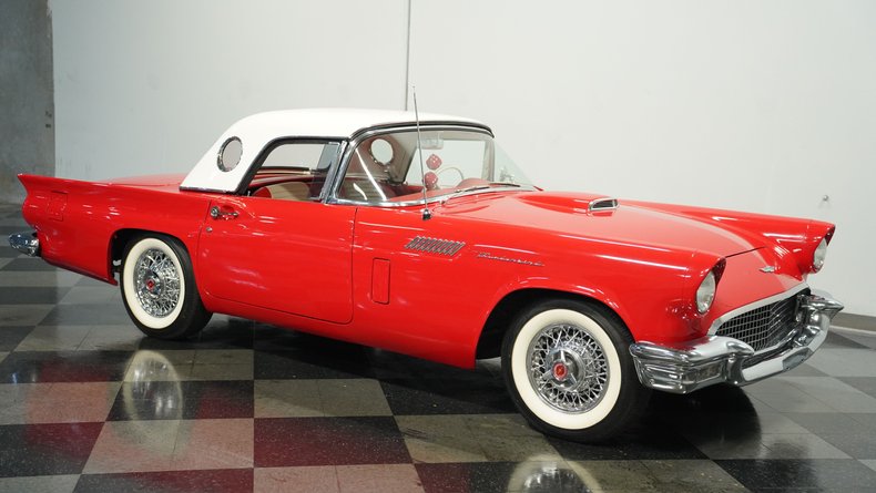 Unknown-Thunderbird-1957-Flame-Red-Red-ampamp-White-12