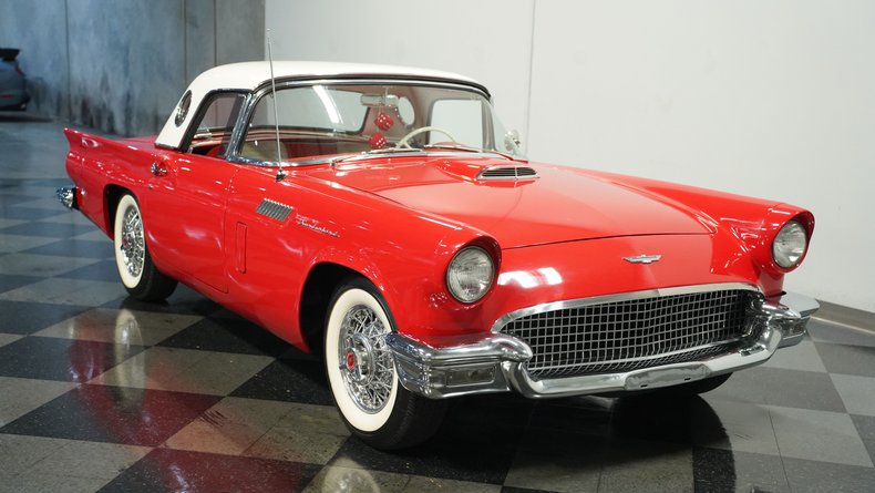 Unknown-Thunderbird-1957-Flame-Red-Red-ampamp-White-13